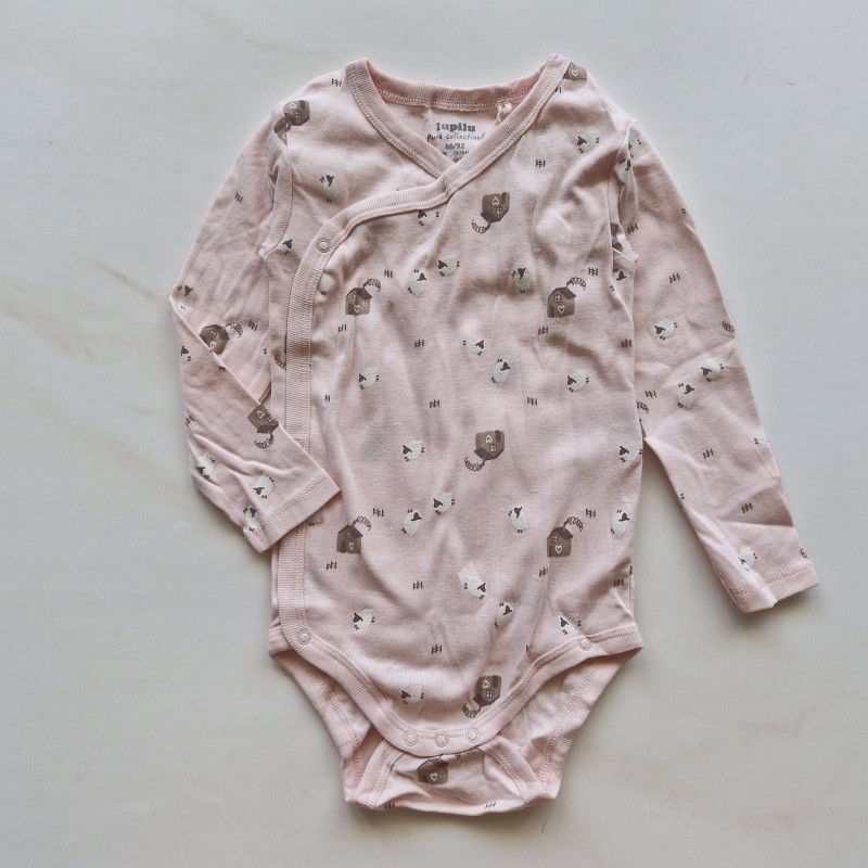 بادی زیردکمه نوزادی دخترانه